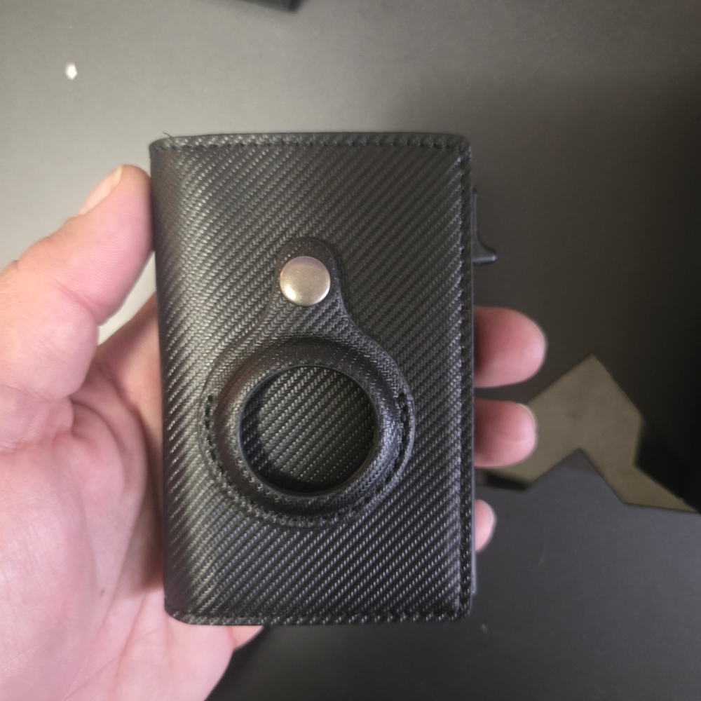 Black Leather And Carbon Fiber Wallet with Ring Holder